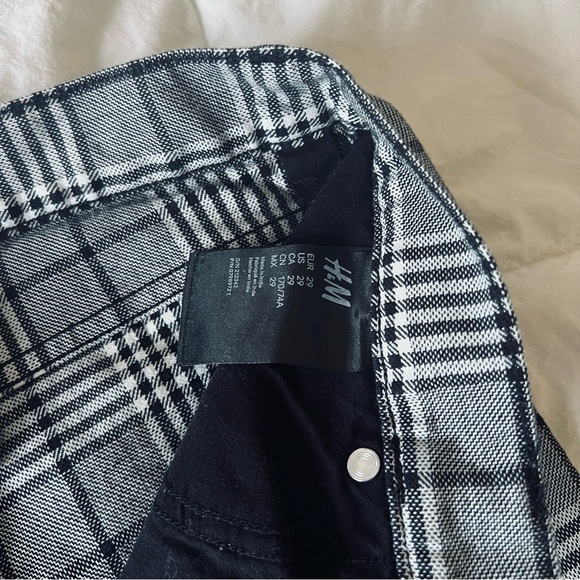 H&M Skinny Fit Pants Grey Lined White & Black - Picture 7 of 7